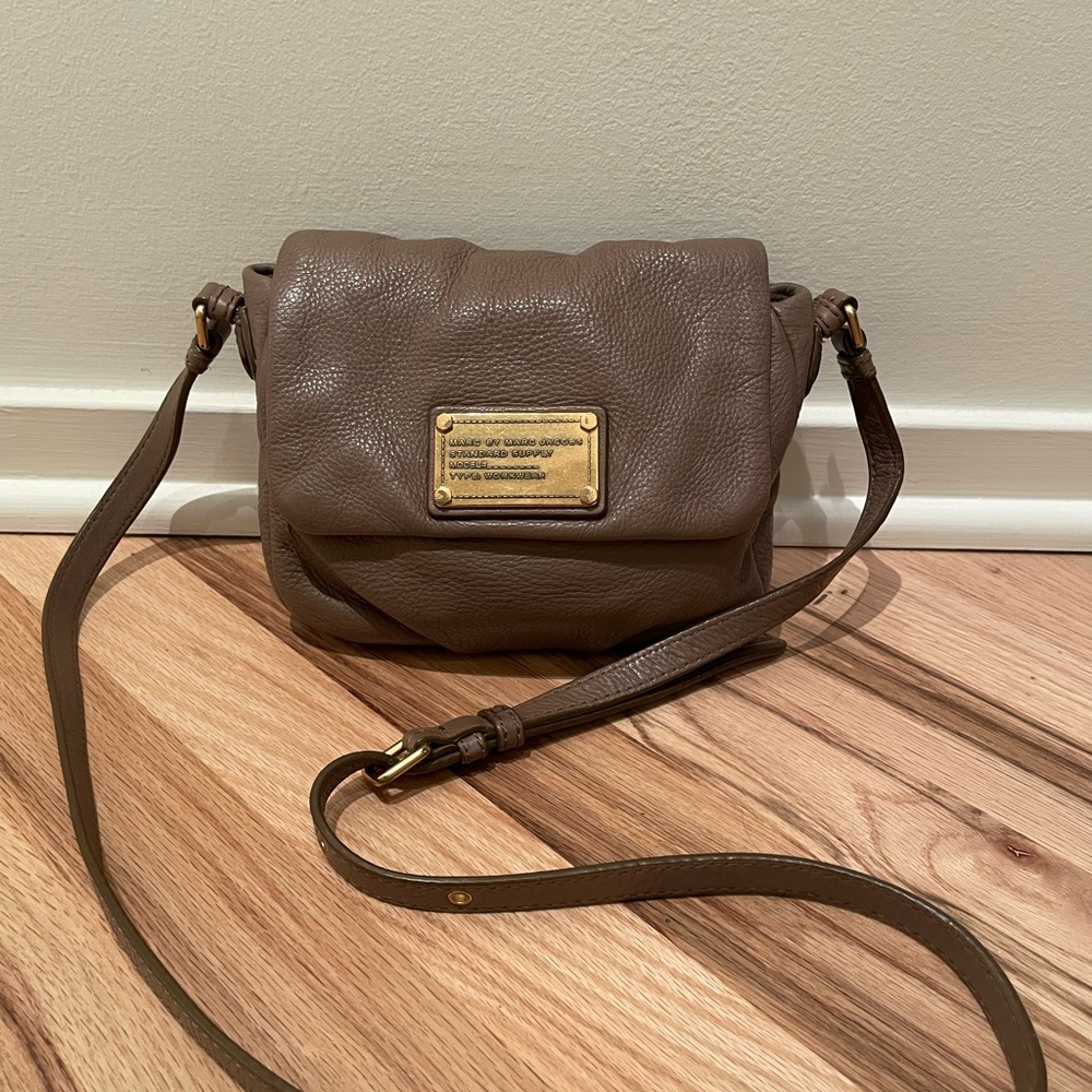 Marc by Marc Jacob’s cross body purse